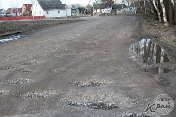 ТСН Украдених грошей на дороги Євро-2012 вистачить на автобан Львів-Донецьк на 6 смуг!